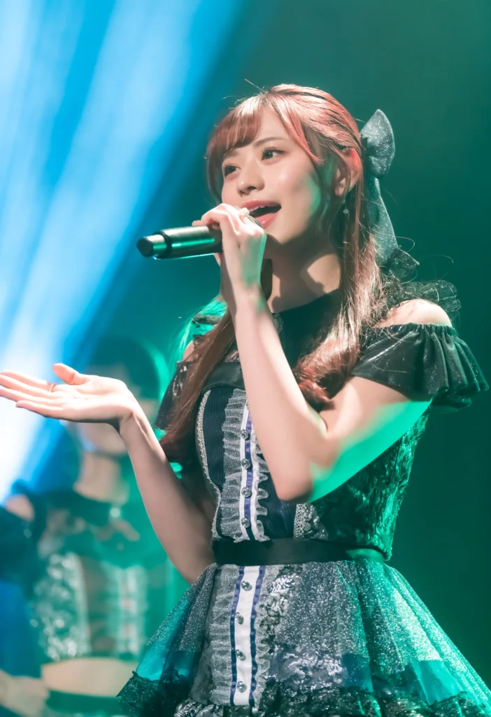 歌う立花琴未